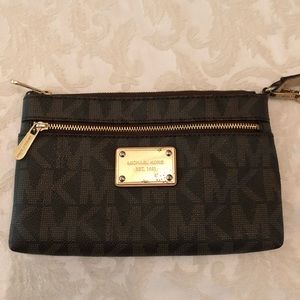 Michael Kors Wristlet